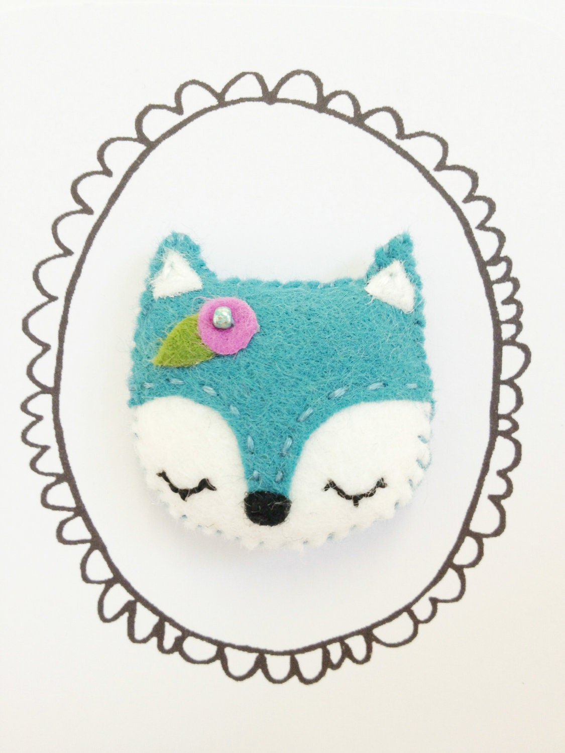 Snowy Fox Brooch