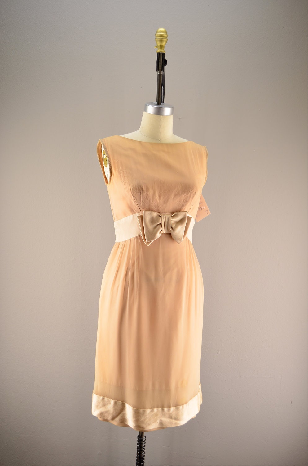1960s Lilli Diamond dress / Vintage cocktail dress / 60s bridesmaid dress