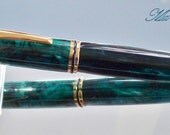 Titanium Gold Series Gentlemens Fountain Pen in Dark Forest Fern Acrylic, in attractive Leatherette Gift Box