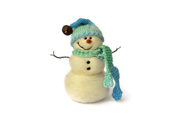 Snowmen, - Needle Felted wool Snowman - holiday decor - Christmas 101