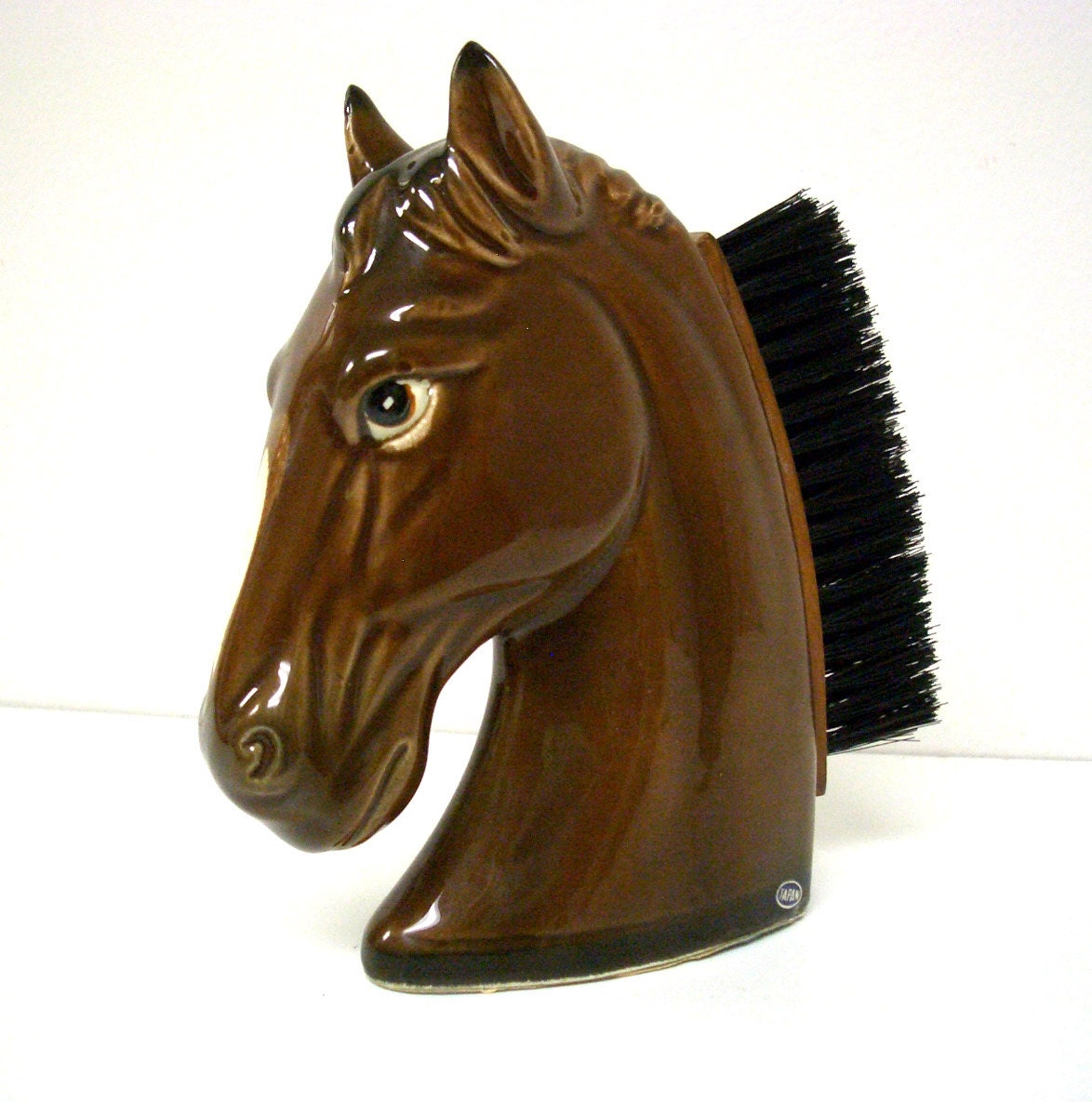Vintage Brown Horse Head Clothes Brush by REdesignkc on Etsy