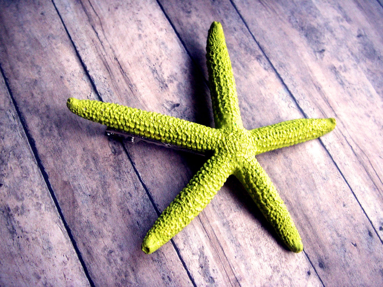 lime green acrylic starfish hair barrette