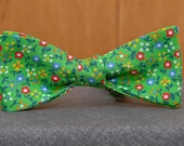 Floral on Green Bow Tie
