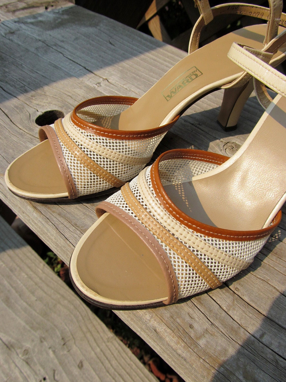 vintage Vintage Sandals slingback 1970s w/Mesh  sandals  Vamp Slingback Hippie Airy 70s Earthtone