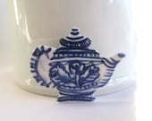 Blue Delft Tea Pot - Hand painted Delft Porcelain Brooch