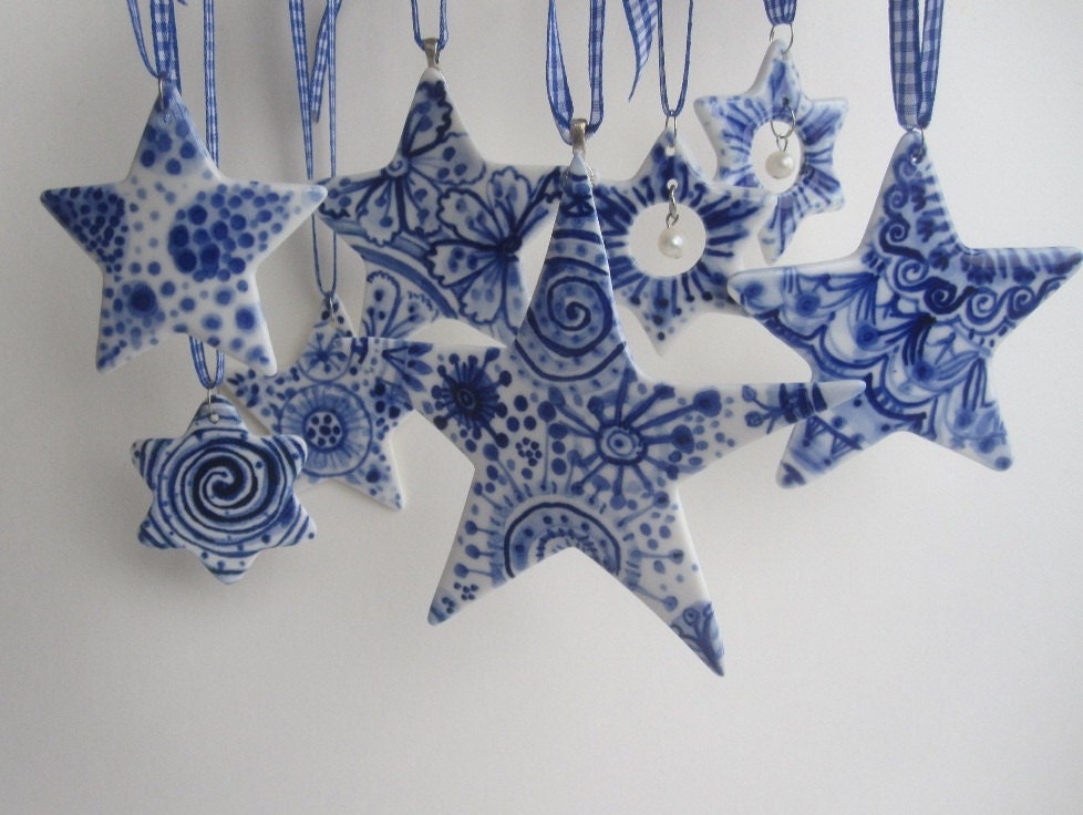 Decorating ideas for a classic blue and white Christmas. Delft Star ornament - Hand painted Blue and white porcelain ornament
