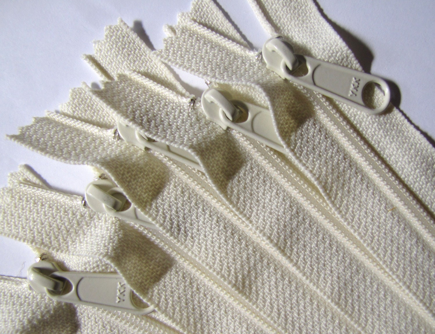 Five vanilla 14 inch YKK Hand bag zippers with extra long pull