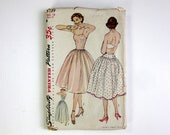 Junior MIsses Size 13 Petticoat and Slip in Two Lengths 50s Simplicity Pattern 3739 / bust 31 waist 25.5 / Complete