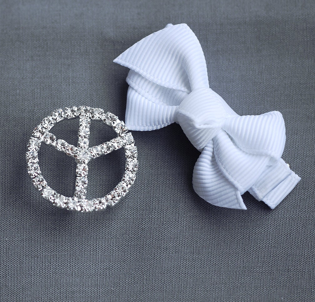 10 Rhinestone Buckle Diamante Crystal Slider 28mm round PEACE SIGN Wedding Invitation Napkin Ring Flip Flop BK016