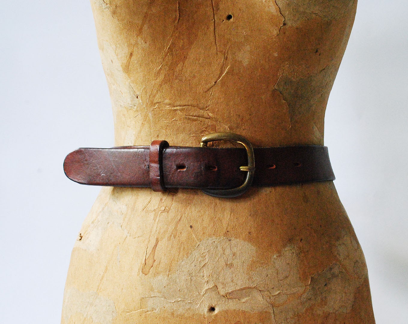 Vintage Dark Brown Cowhide Leather Belt Size Small Medium
