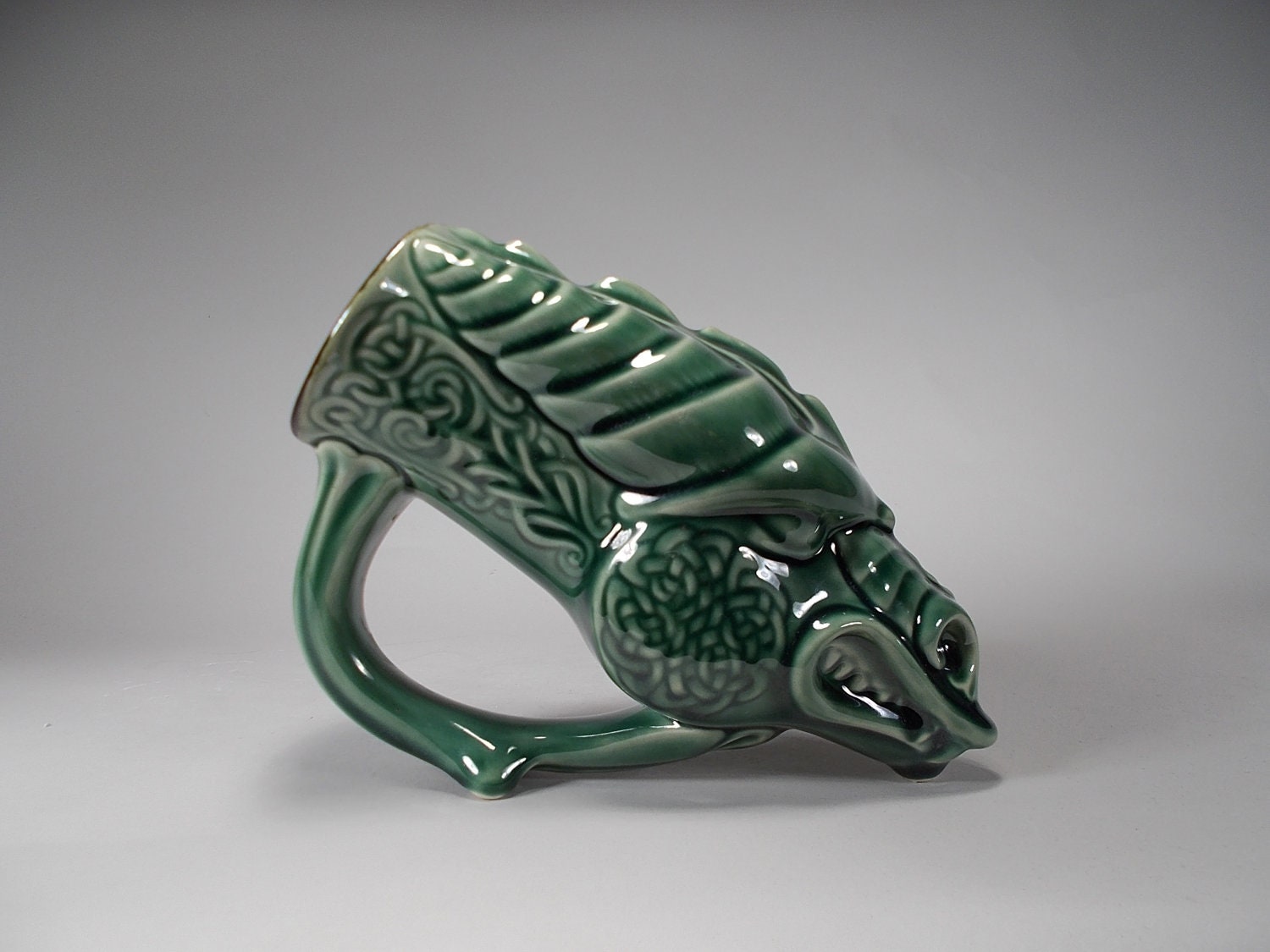 Celtic Dragon Beer Mug - Drinking Horn -- for any occasion, parties, Weddings, Gifts - Father's Day - Emerald Green Glaze (20oz)