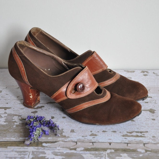 s a l e... vintage 1940s leather suede Jitterbug dance shoes