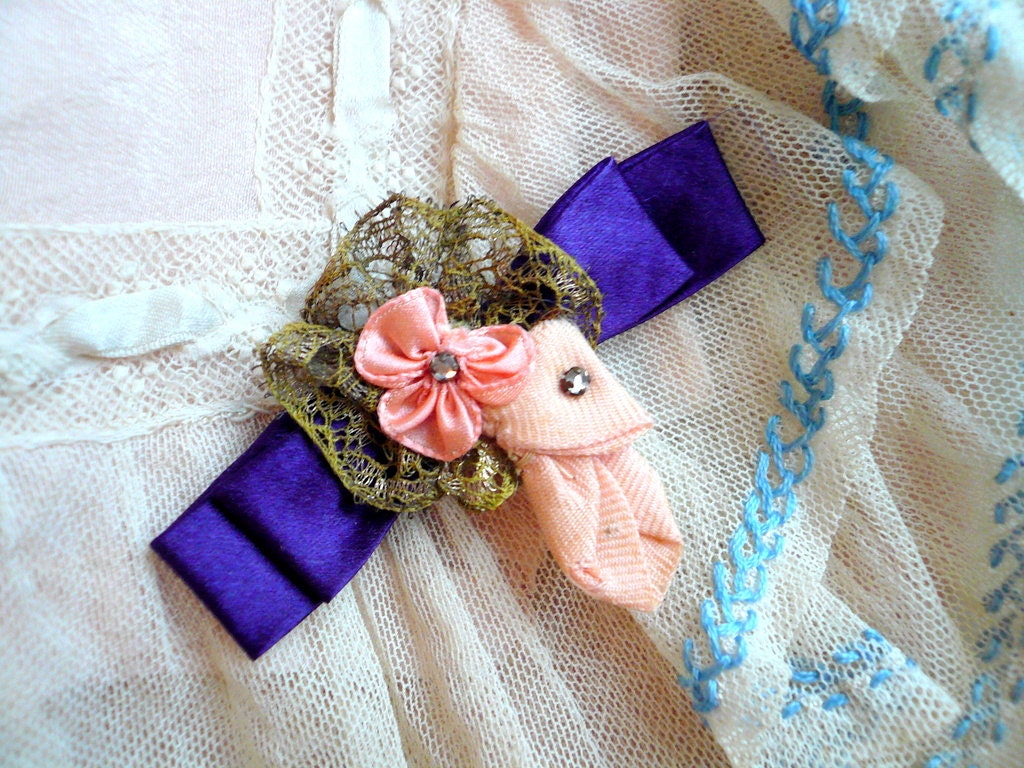 antique ribbonwork flowers applique rose rosette metallic lace trim rhinestones bow