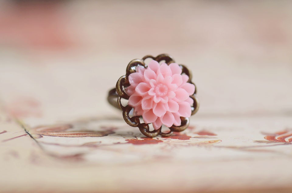 Diantha Antique Bronze Filigree Dahlia Ring (Pale Pink)