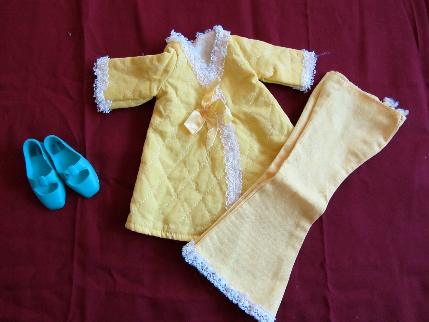 Ideal Crissy doll Sleeper Belles outfit ONLY and original turquoise shoes from third issue doll 1960s 1970s