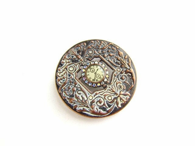 Beautiful Pendant or Brooch with Clock face