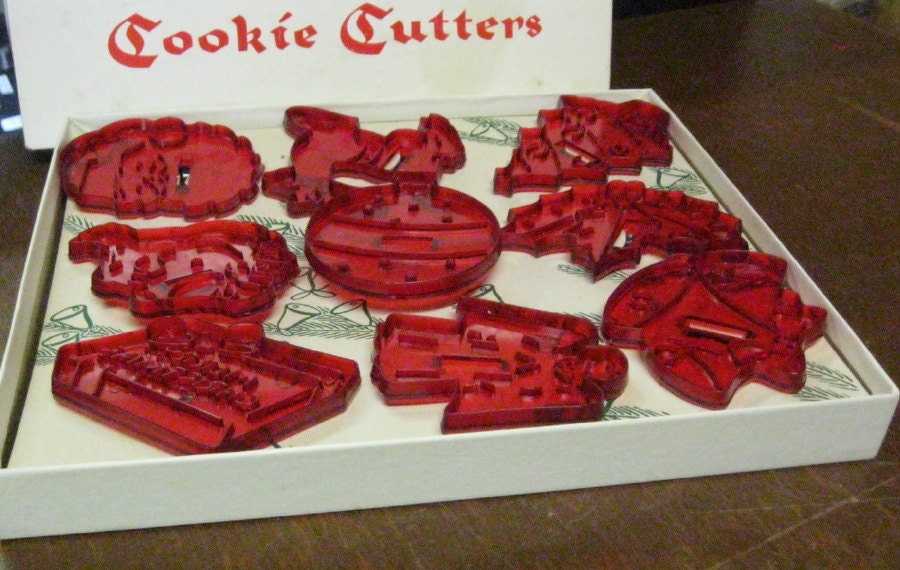 Boxed Set Vintage Christmas Cookie Cutters Red Plastic by prWhimsy