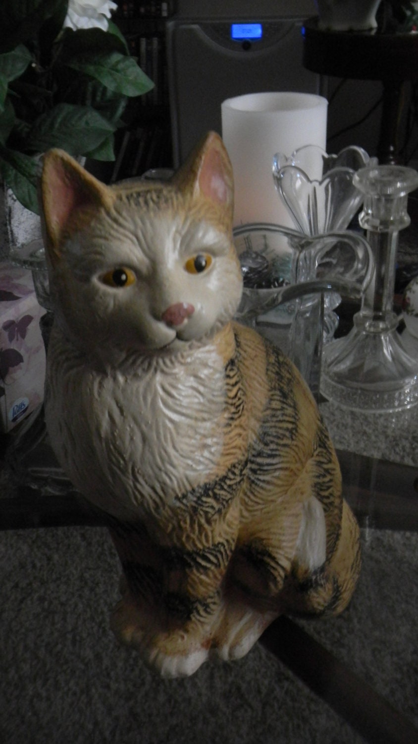 Vintage resin tiger cat approximately 11 inches high