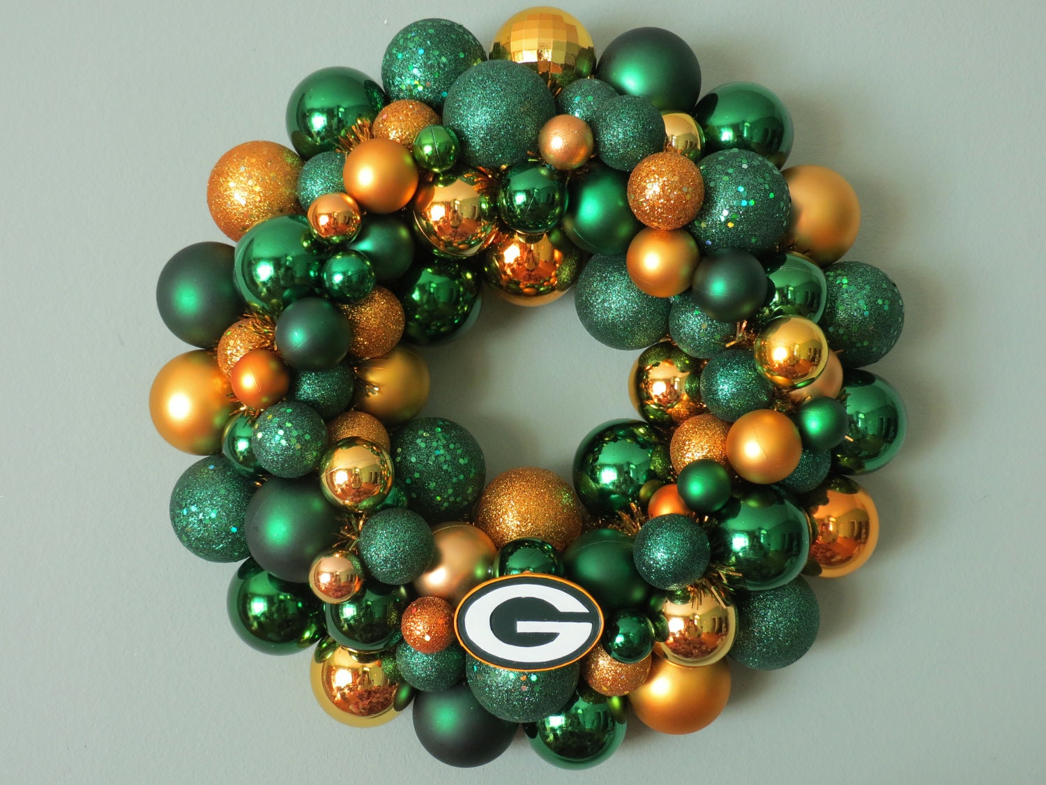 GREEN BAY PACKERS Ornament Wreath  with G logo