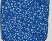 Table Runner with Silver Stars (235)