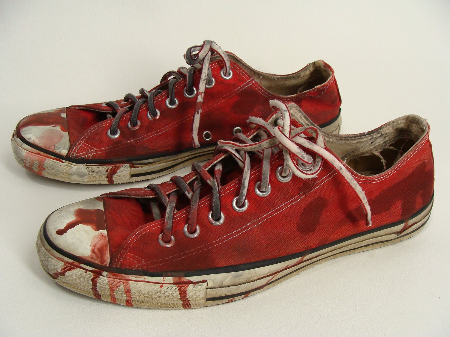 Bloody Red ZOMBIE SHOES vintage Chucks Converse All Stars mens 10