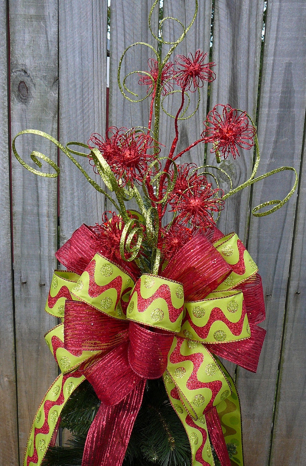 Christmas Tree Topper - Double Sided Tree Top Bow and Additional Tree Top Wildness