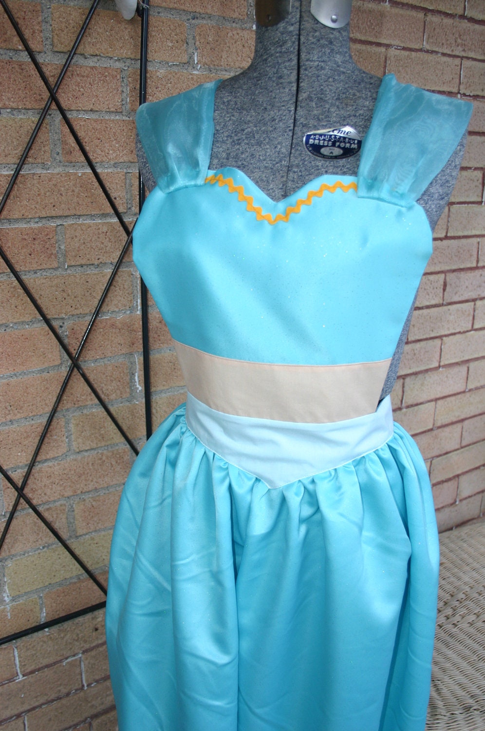JASMINE Aladdin women's full costume APRON. Disney princess inspired. Hostess Bridal Birthday Gift.