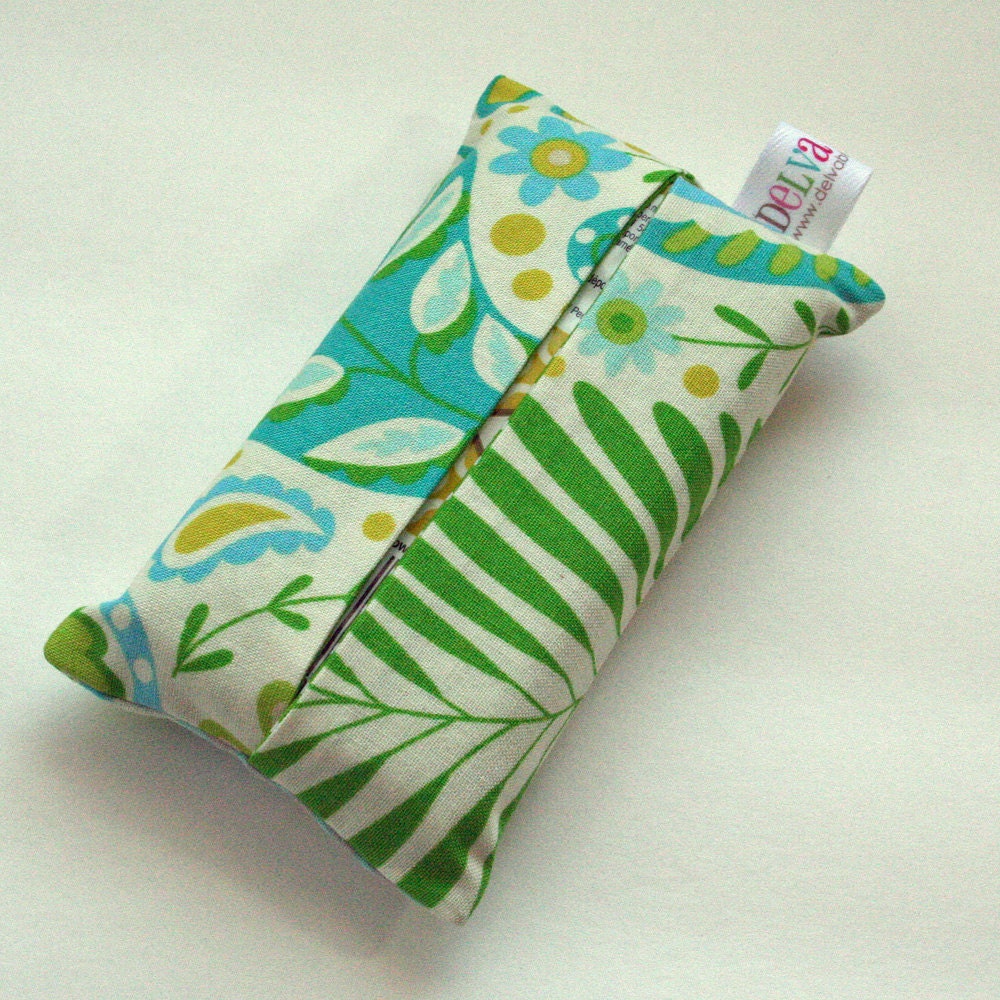 Pocket Tissue Cover Travel Size Kleenex Pack by DelvaBTree