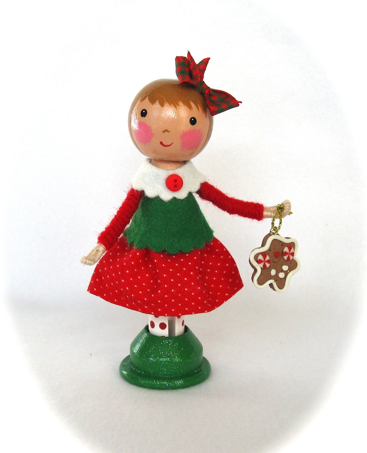 Clothespin Doll Christmas Girl Red and Green castteam - cottoncandydolls