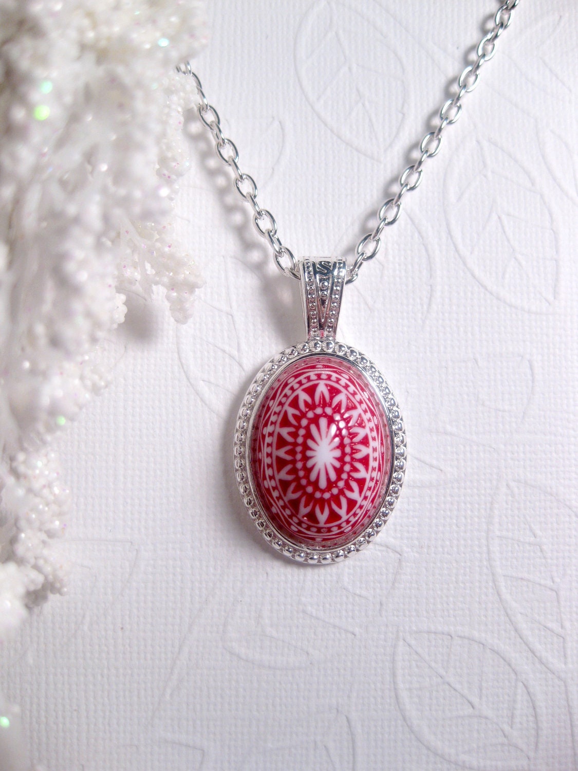 Red Air Mosaic Print Necklace