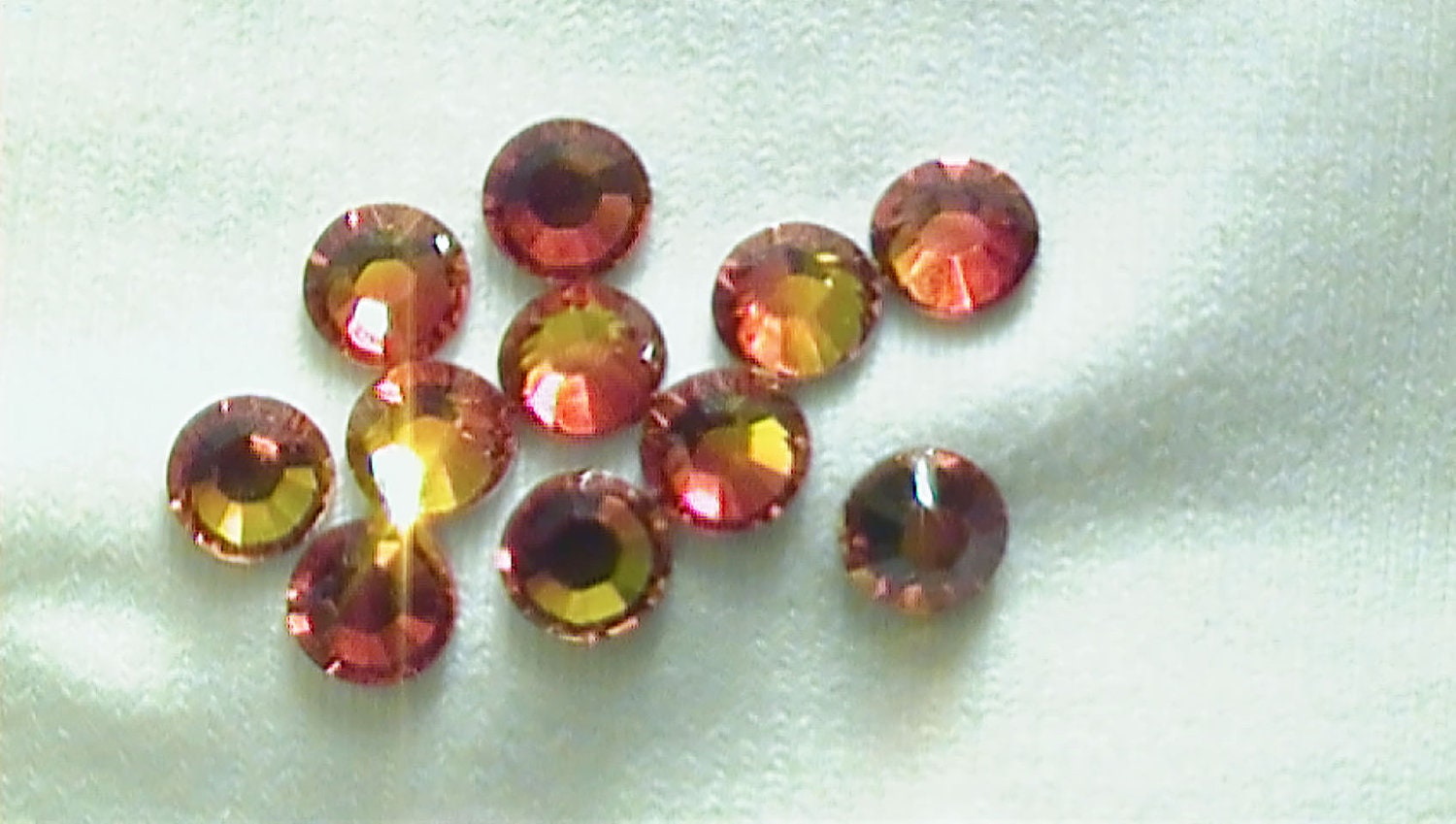 Fire Opal 2028 Swarovski Elements Rhinestones, 16ss Hot Fix 36 pieces