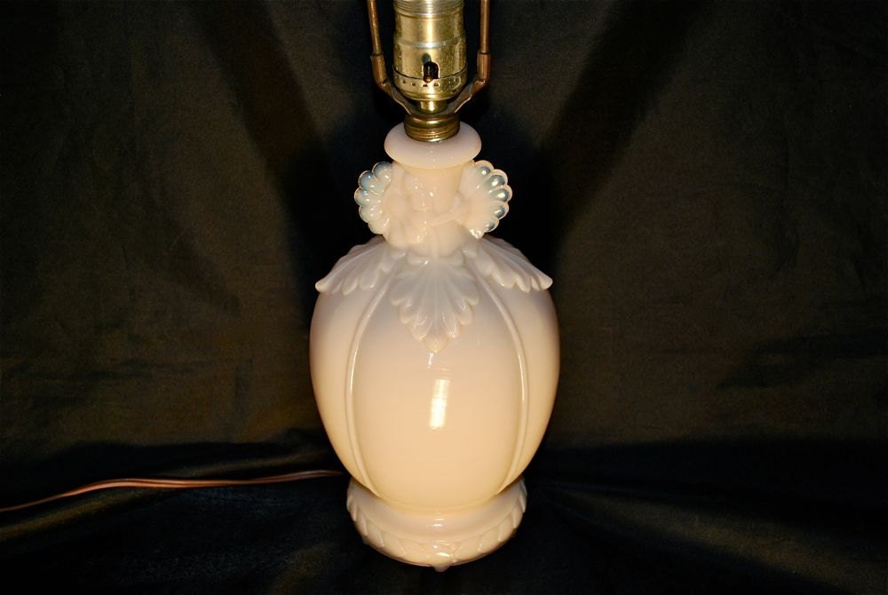 Aladdin Alacite Lamp G228 1941 with Plume Finial by GladysGlover