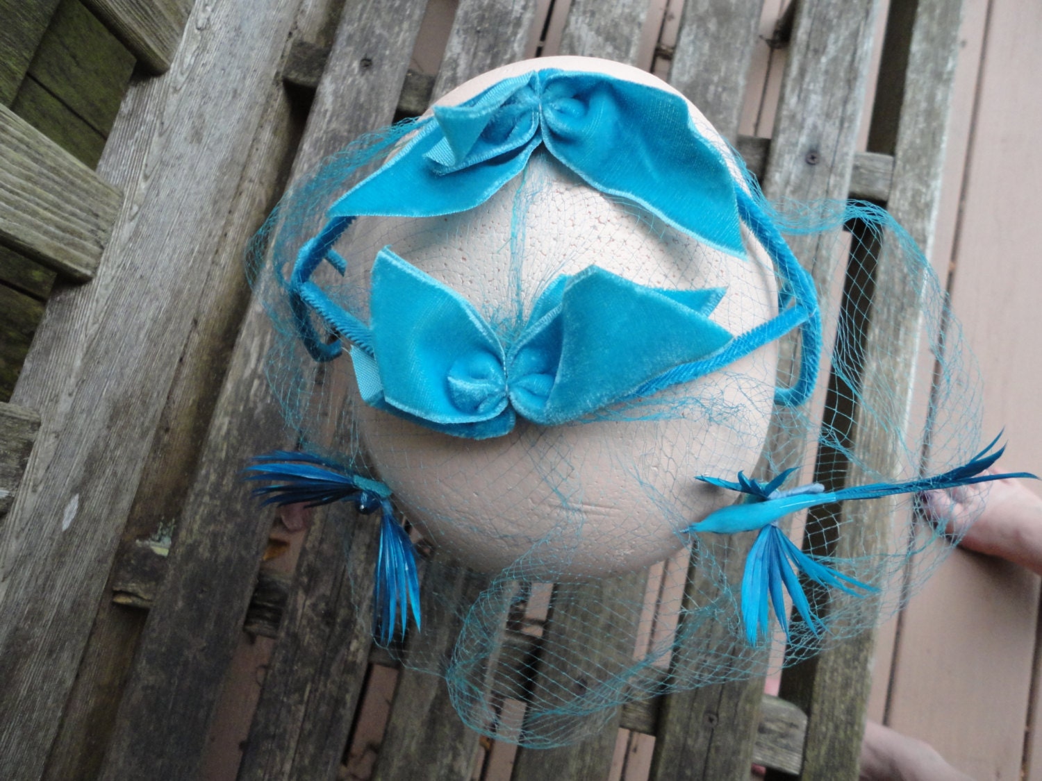 Vintage Aqua Blue Netting Bird Hat from the Late 1950s Cocktail or Wedding Hat
