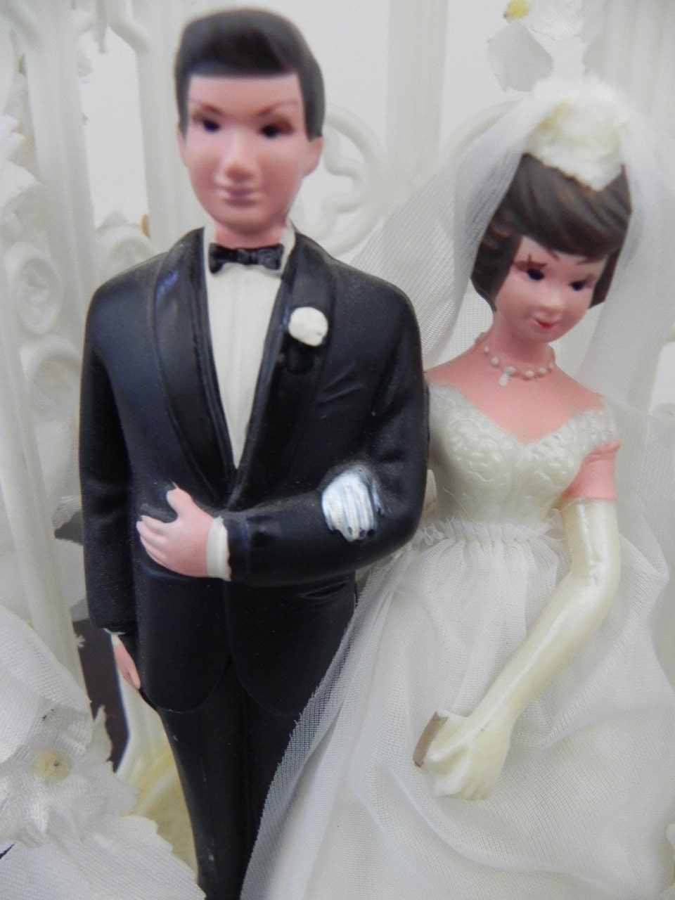 Wilton Wedding Cake Bride and Groom Topper Vintage
