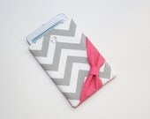 iPad Mini, Kindle, Nook, eReader Case - Gray Chevron with Hot Pink Side Bow and Pocket - Padded