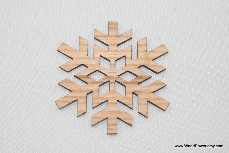 Wooden Snowflake / Christmas Decoration/ Christmas Tree Pendant (ash wood)