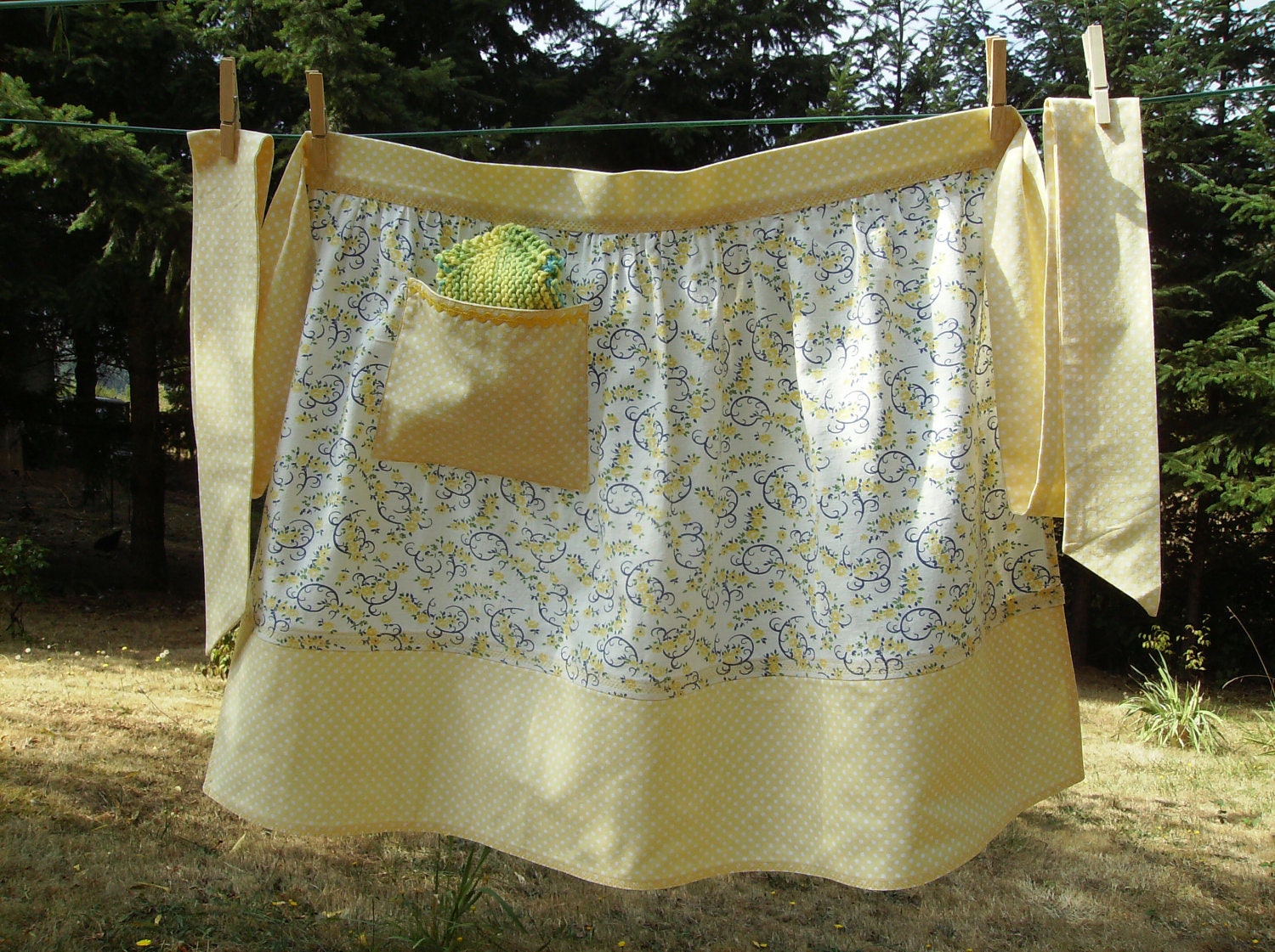Womens Half Apron - Vintage Feed/Flour Sack & Yellow, White Polka Dot Apron - OOAK Apron with Knitted Dishcloth Included