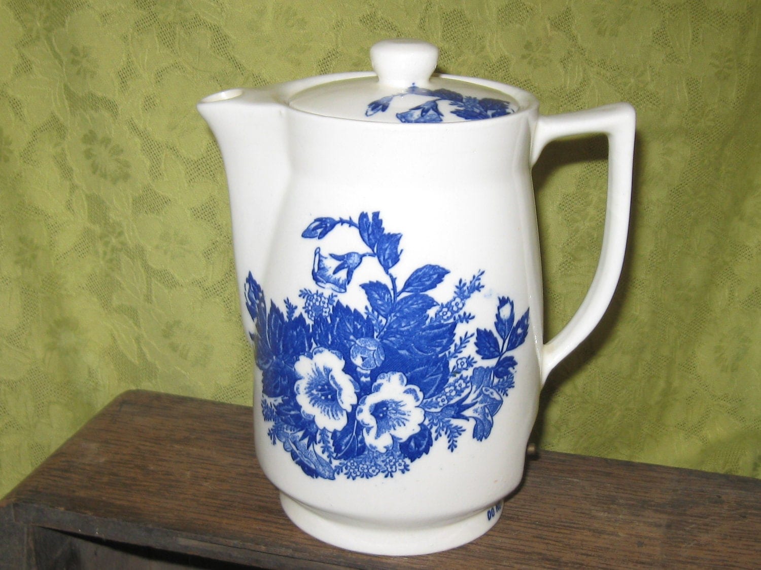 Vintage Electric Porcelain Tea Pot made in by CollectiblesbyCarol