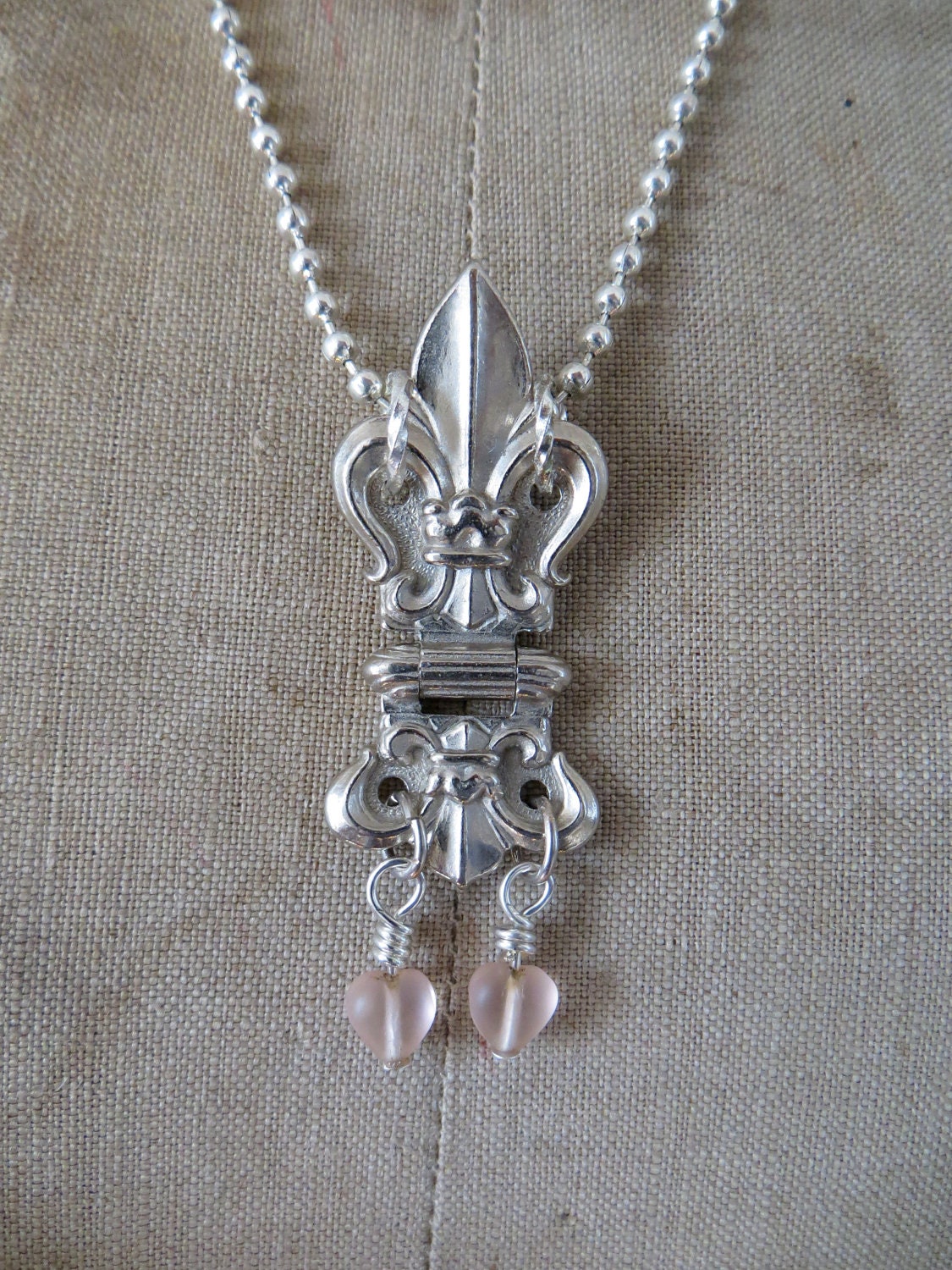 SALE Vintage Fleur De Lys Hinge Necklace - Pendant - Charm