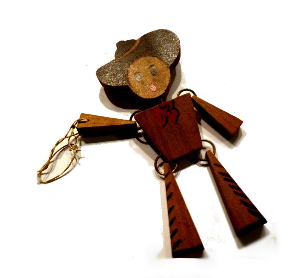 I'm an Old Cow Hand. Vintage Jointed Wooden Cowboy Brooch Pin. 1940s - decotini