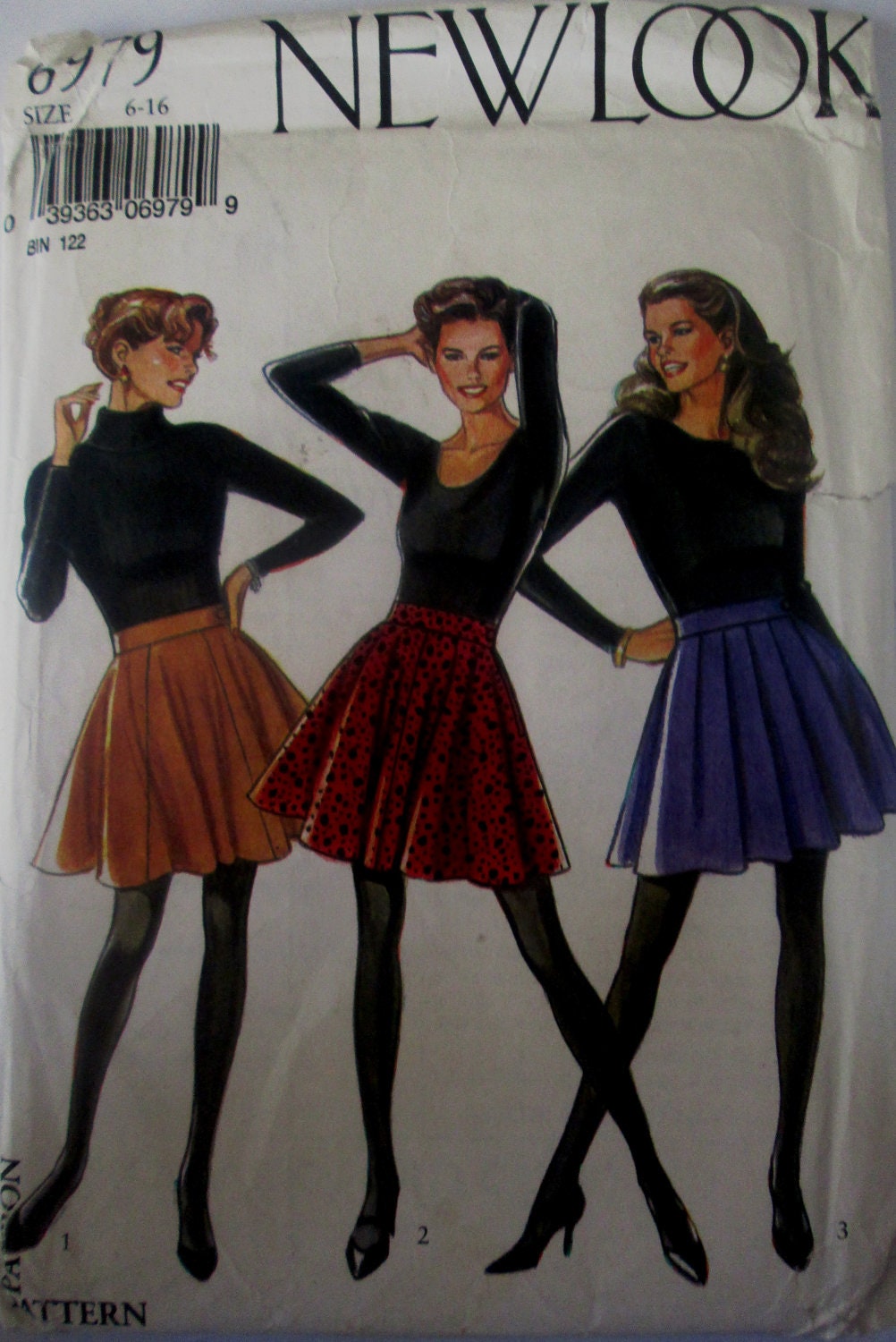New Look 6979 Short Skirt Sewng Pattern