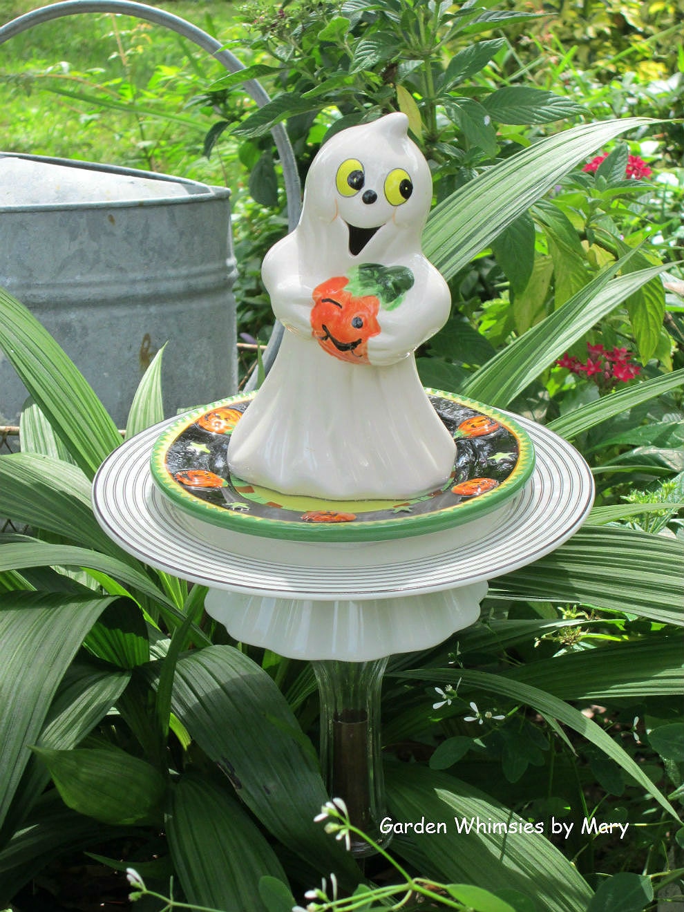 Halloween Ghost Garden Stake - As Featured in Valley Homes & Style Magazine
