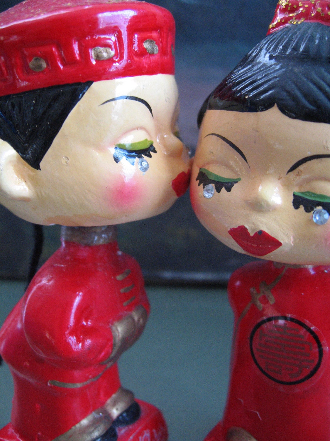 Vintage Kissing Asian Bobblehead Dolls Pair By Curiousfawnvintage