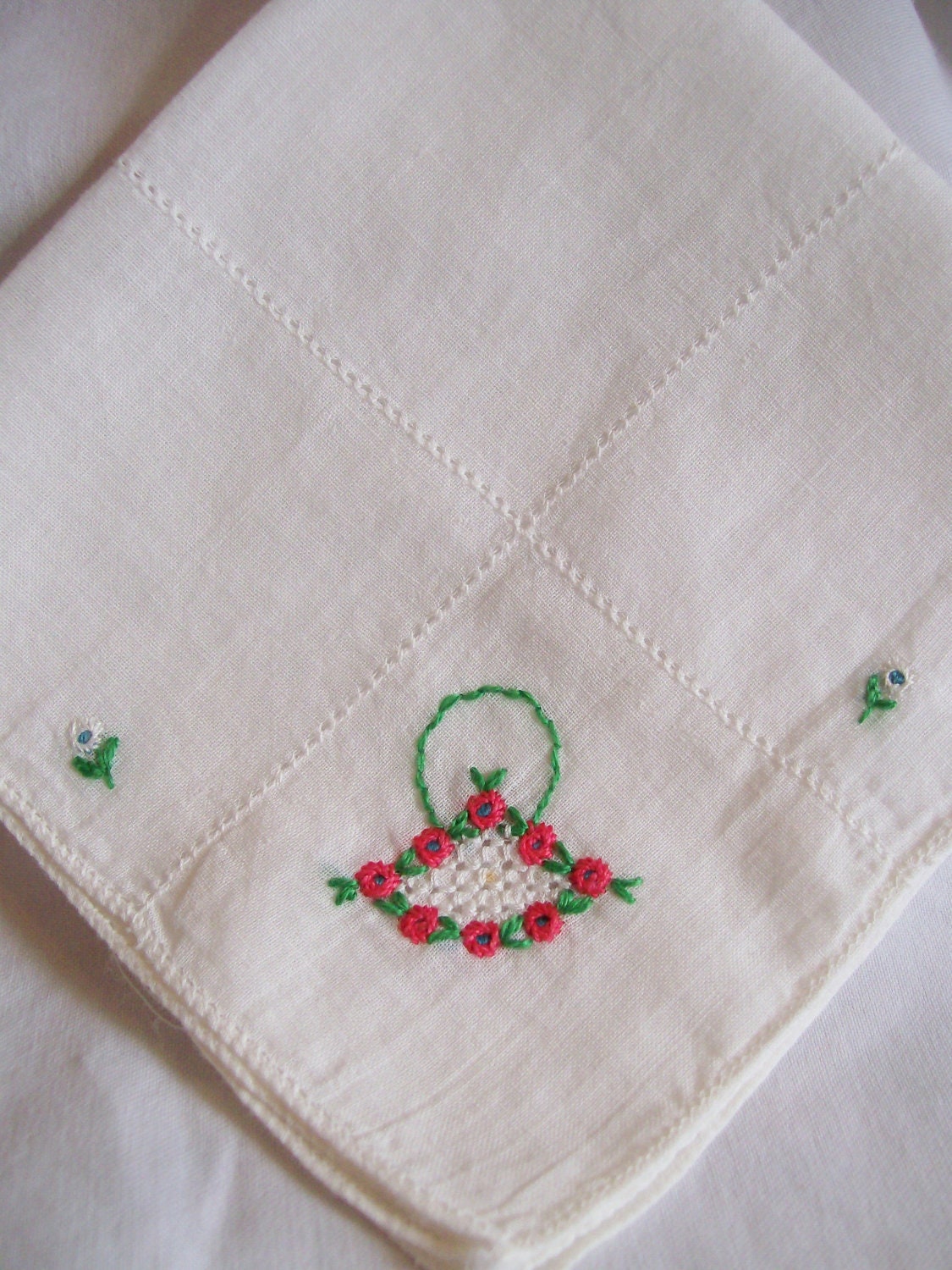 Vintage Hankie with flower basket