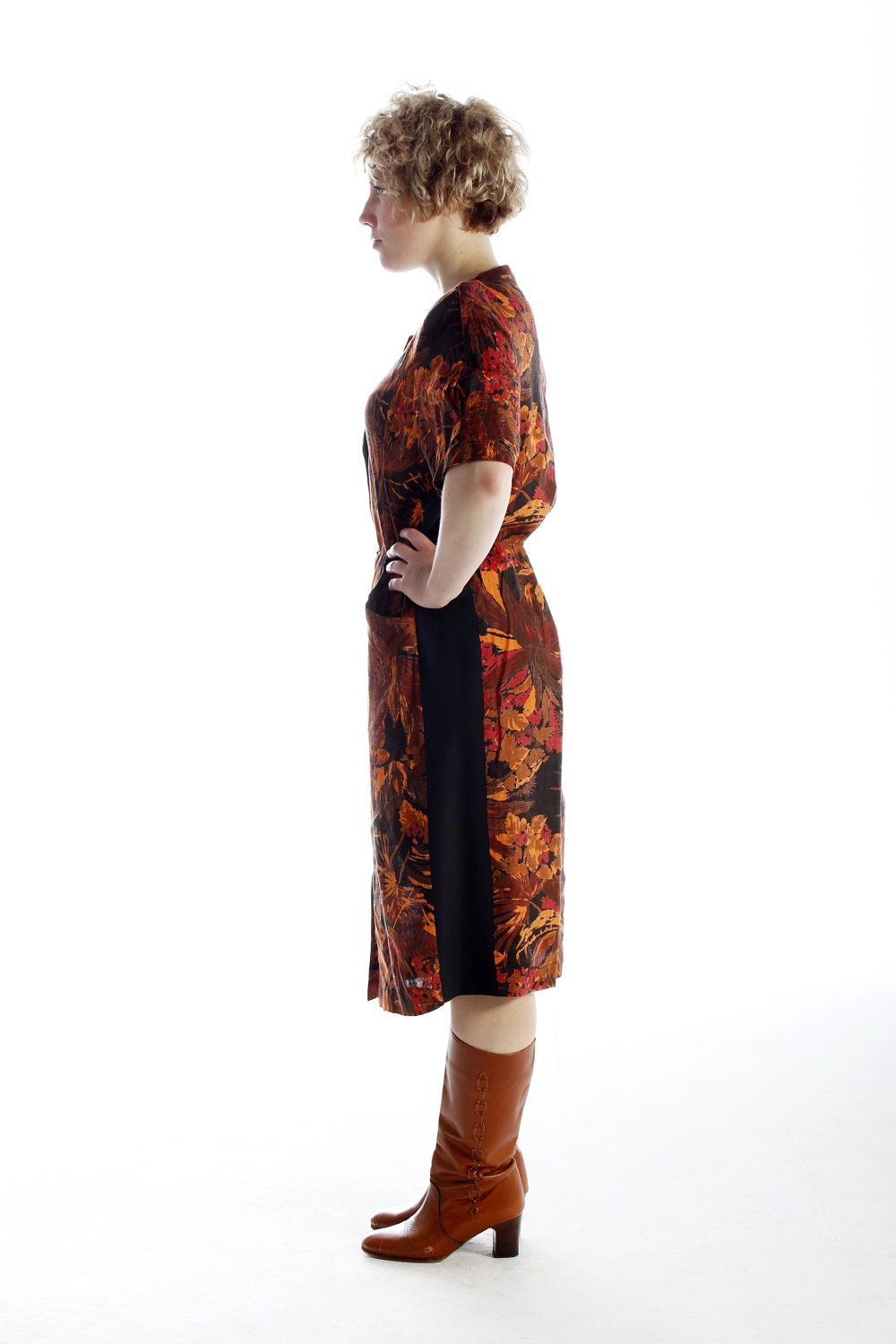 70s LINEN TROPICAL DRESS with black cotton siding