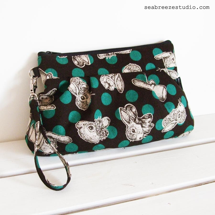 Pleated wristlet -rabbit and polka dot in green