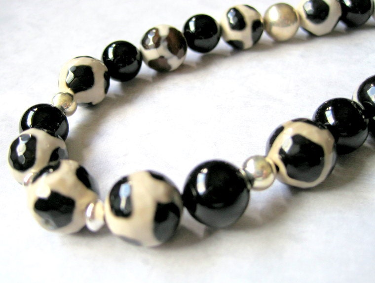 Animal Print Beaded Necklace, Black Spotted Agate, Black Onyx, Extra Long Length