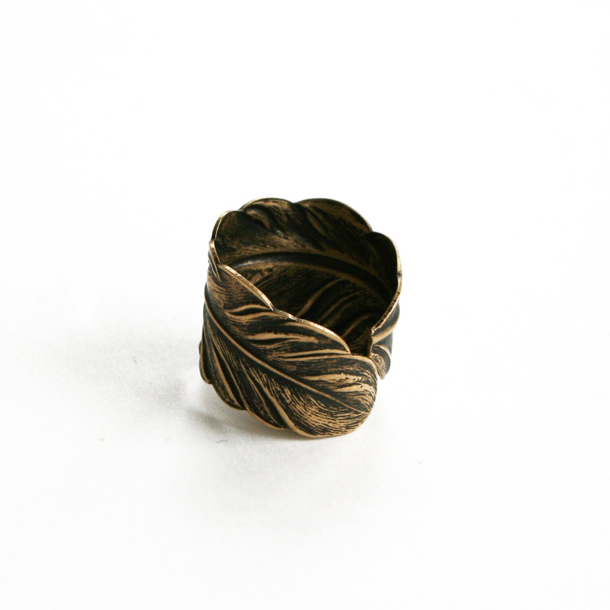 light as a feather - adjustable brass ring