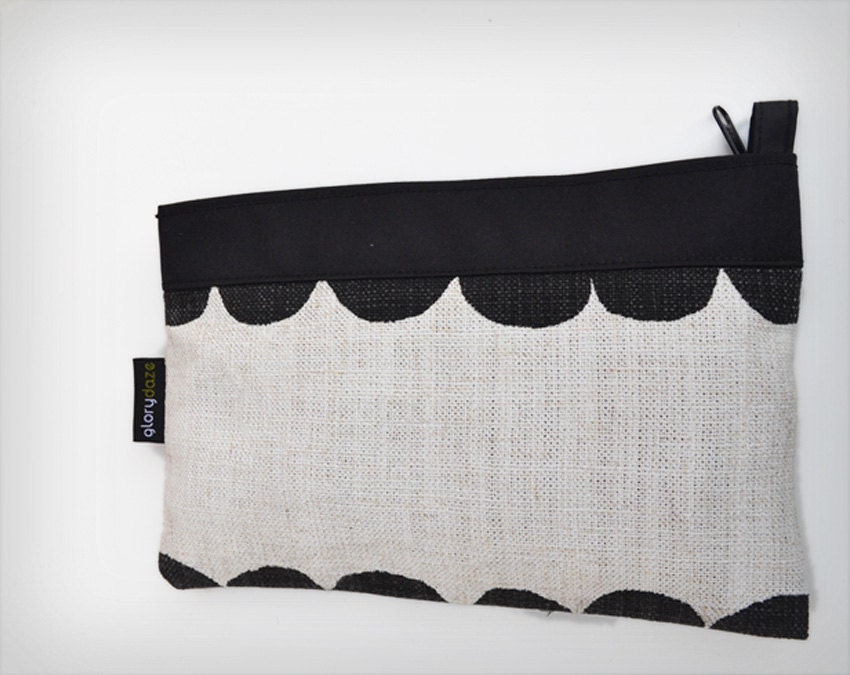 Pouch Large White Linen Stones Screenprint Zip
