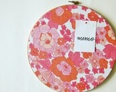 Bulletin board / pin board - vintage pink flowers